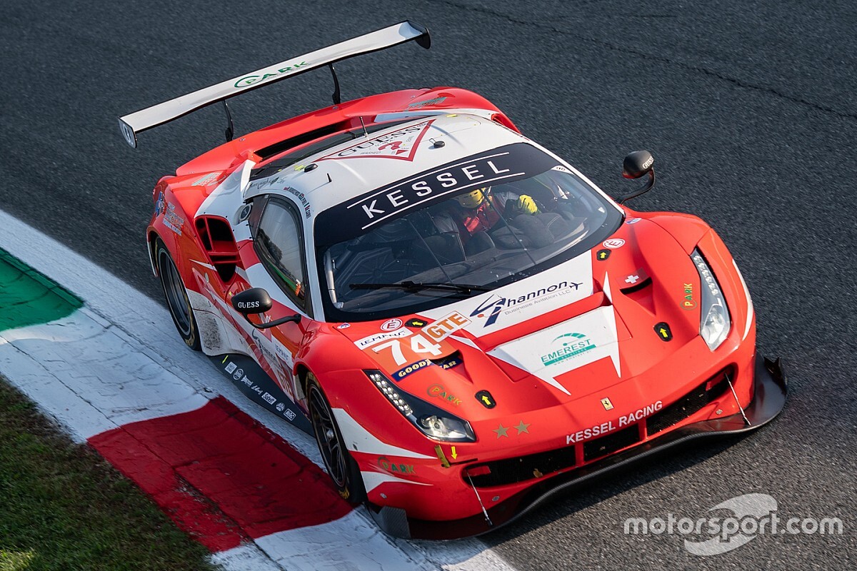 Broniszewski z zaproszeniem na Le Mans