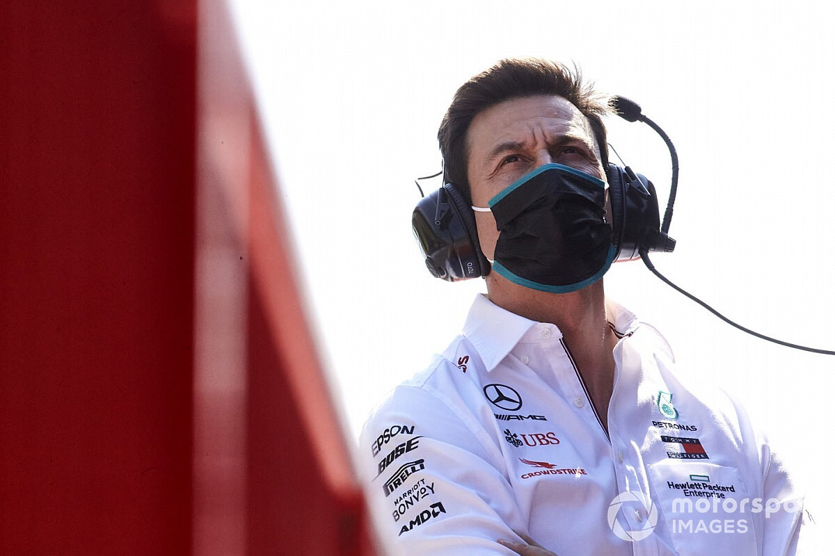 Wolff két részre osztaná a csapatfőnöki szerepkört