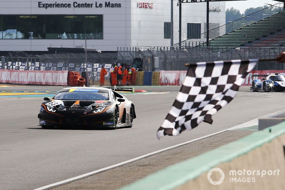 #63 Lamborghini Huracan GT3, FFF RACING TEAM BY ACM, Andrea Caldarelli, Hiroshi Hamaguchi 