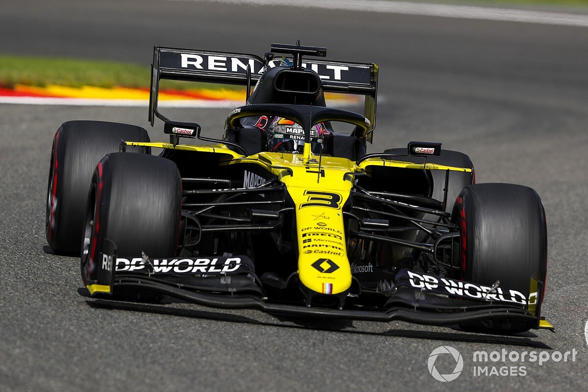 Риккардо объяснил прорыв Renault «сладким местом»