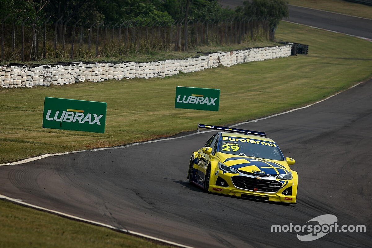 Stock Car: Daniel Serra segura Zonta no final e volta a vencer após tricampeonato