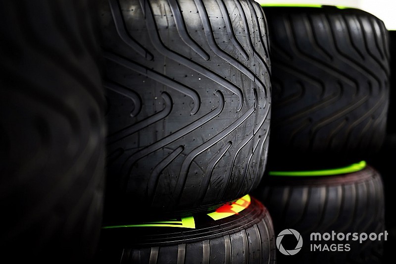 Pirelli, 2019'da yeni yağmur lastiklerini deneyecek