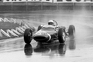 Ma 90 éves Moss, aki négyszer is F1-es bajnok lehetett volna