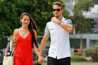 Ex-mulher de Button &eacute; detida no Jap&atilde;o acusada de posse de ecstasy, diz imprensa japonesa