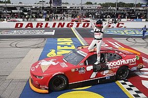 Justin Allgaier tops Berry for Darlington Xfinity win in OT