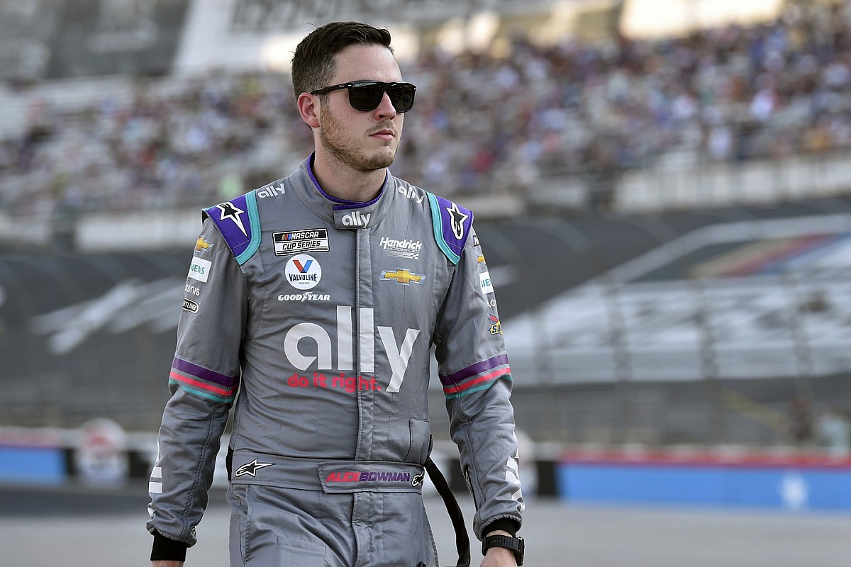 Alex Bowman and Hendrick agree to contract extension