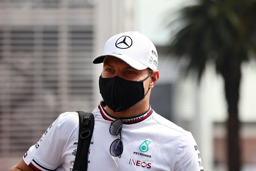 Bottas hajlandó lesz segíteni Hamiltonnak: „csapatjátékos vagyok”