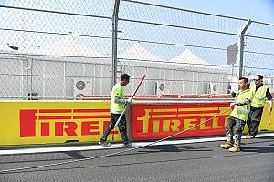 Sainz urges Jeddah F1 marshals to “stay sharp” amid accident risks