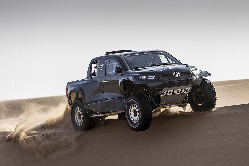 Гонщик Toyota рискует не стартовать на «Дакаре»