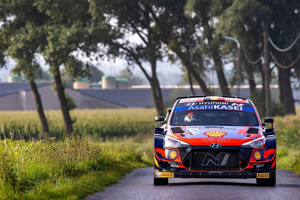 ES11 & 12 - Neuville contrôle les assauts de Breen