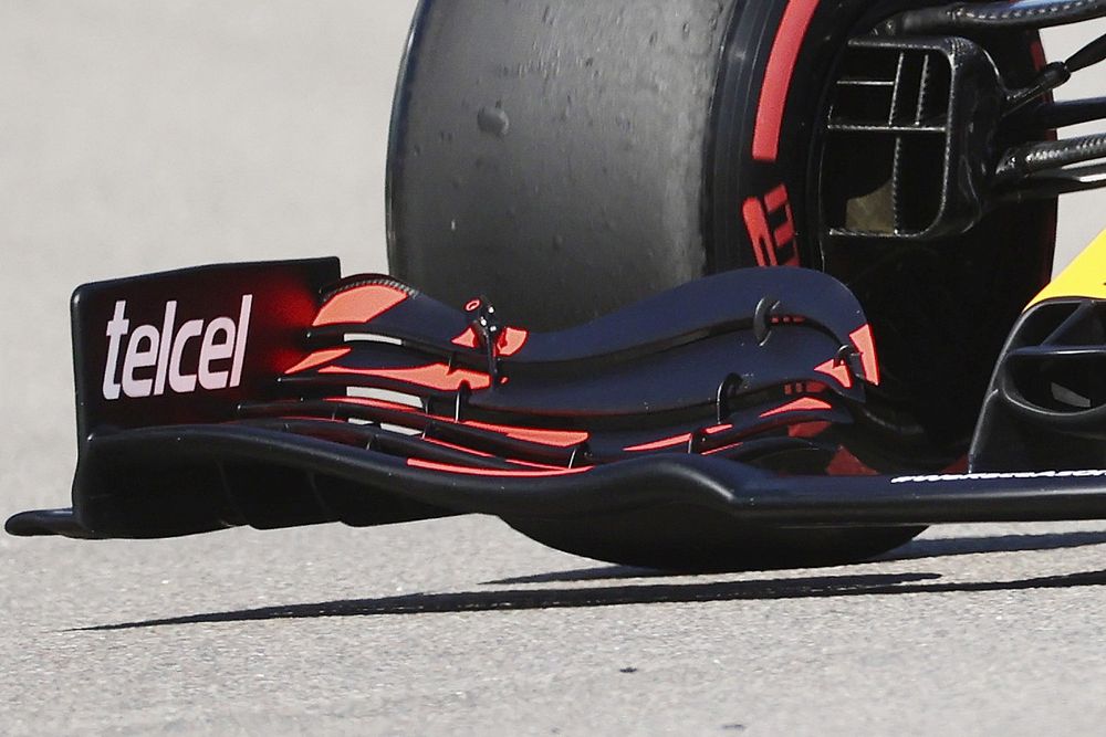 Red Bull: c'è un mini nolder sull'ala anteriore