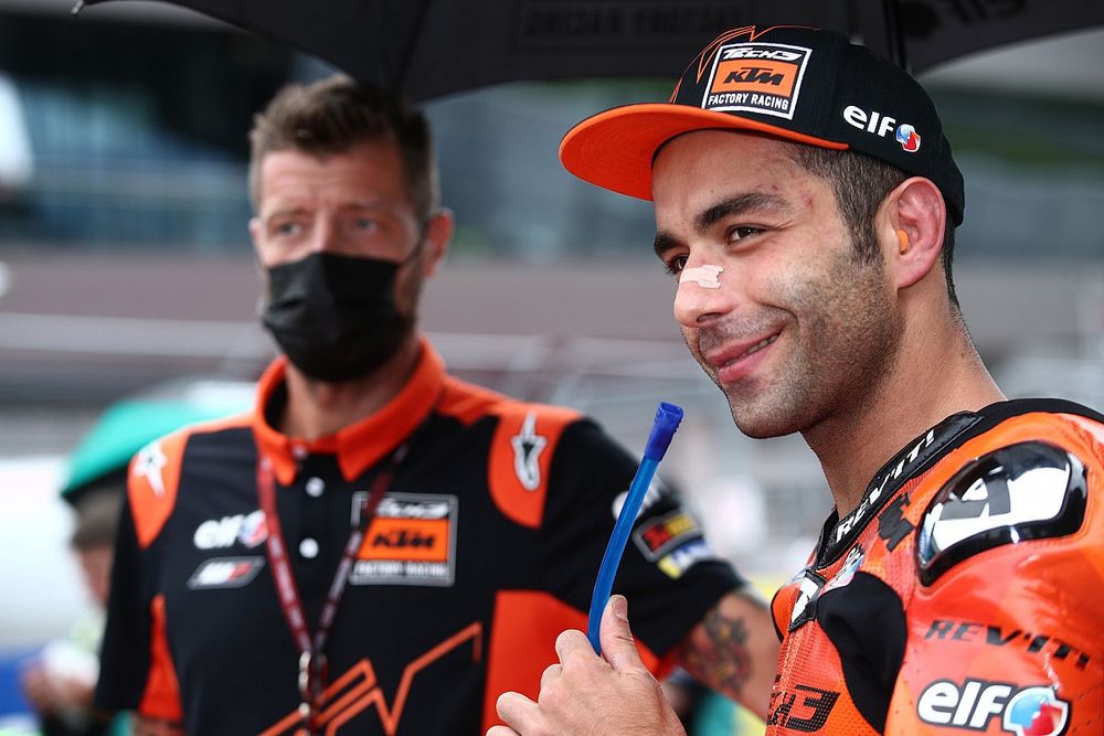 KTM offers MotoGP race winner Petrucci 2022 Dakar deal