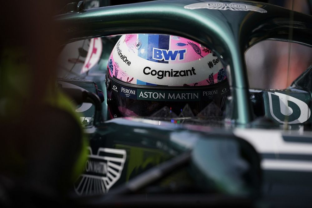 Schumacher: Aston Martin está haciendo el ridículo y no Vettel