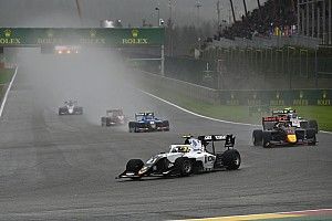 Colombo dominant naar eerste F3-zege op kletsnat Spa-Francorchamps