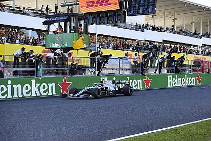 Beste teamradio Japan: Verstappen boos op Leclerc