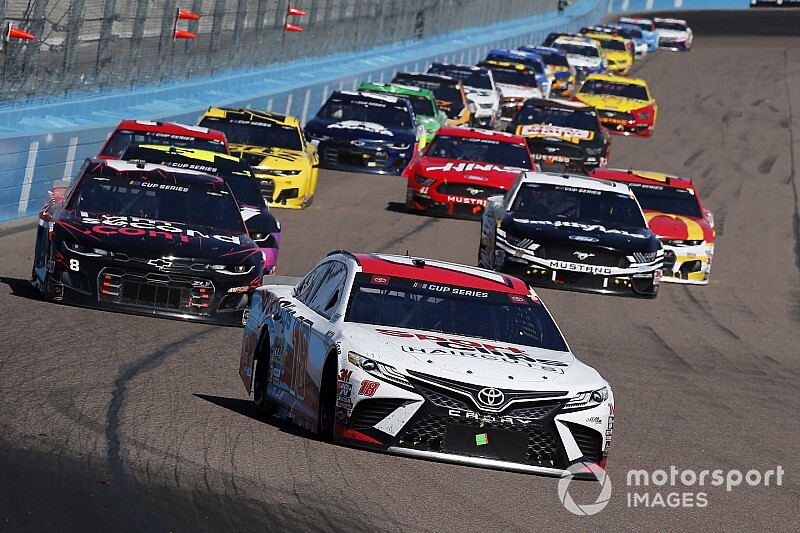 Kyle Busch needs to be "a hell of a lot better" at Phoenix