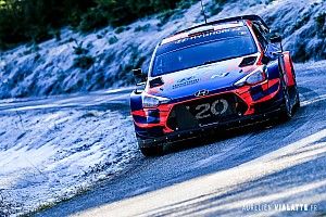 Neuville: Zawsze byłem lepszy od zespołowych kolegów