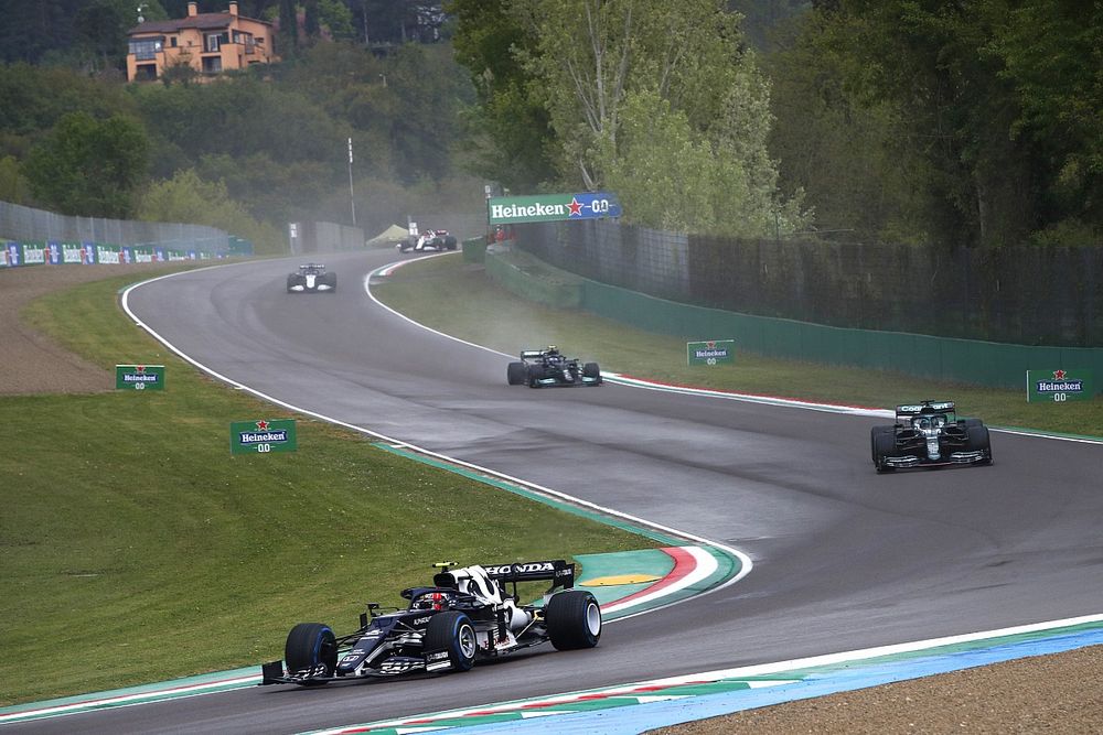 Imola wciąż bez kontraktu