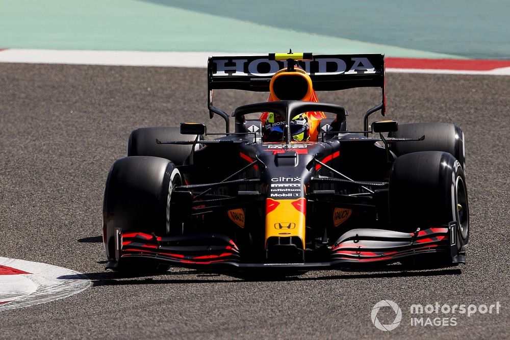 Red Bull Racing topt ochtendsessie op derde F1-testdag Bahrein