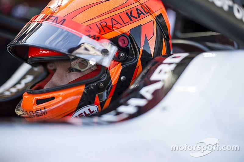 Nikita Mazepin debutta sulla Mercedes W10 nei test di Barcellona