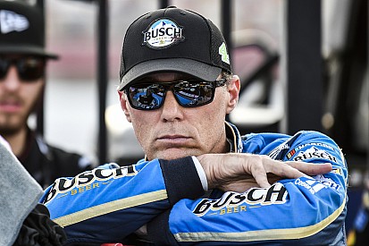 Harvick y su racha sin victorias: "Estoy más allá de toda frustración"