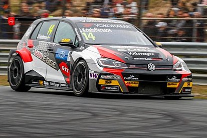 Incontestable victoria de Kristoffersson con Azcona 15º