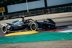 Mercedes ha compiuto il secondo test a Varano con la monoposto di Formula E