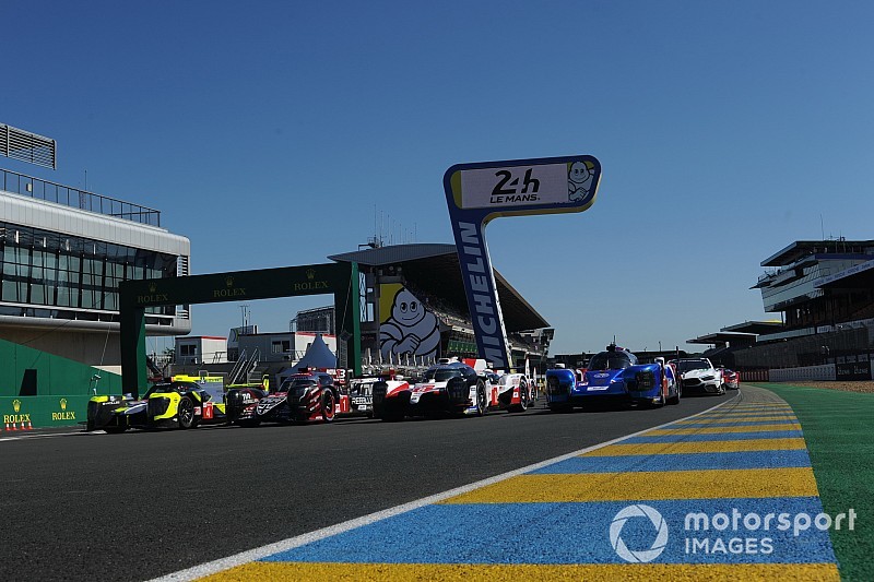 Fotos: las 24 horas de Le Mans calientan motores en La Sarthe