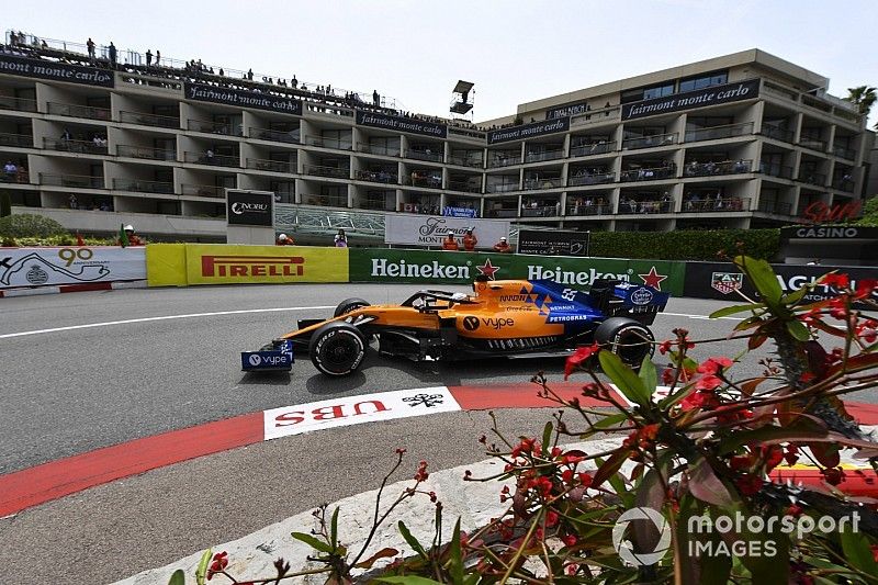 Sainz brilla en la Q3 y saldrá entre los 10 mejores