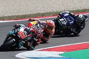 La bagarre Viñales-Márquez-Quartararo en photos