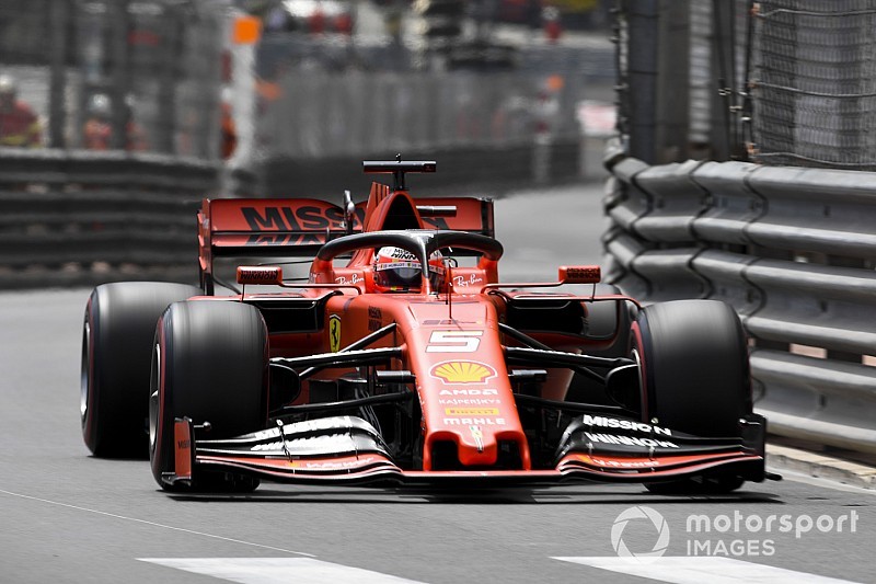 A Ferrari az eredmények és a riválisok ellenére nem akar változtatni