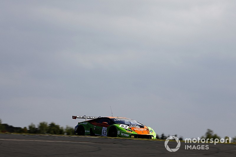 Engelhart y Bortolotti no dan opción; Riberas y Mies, segundos en Nurburgring