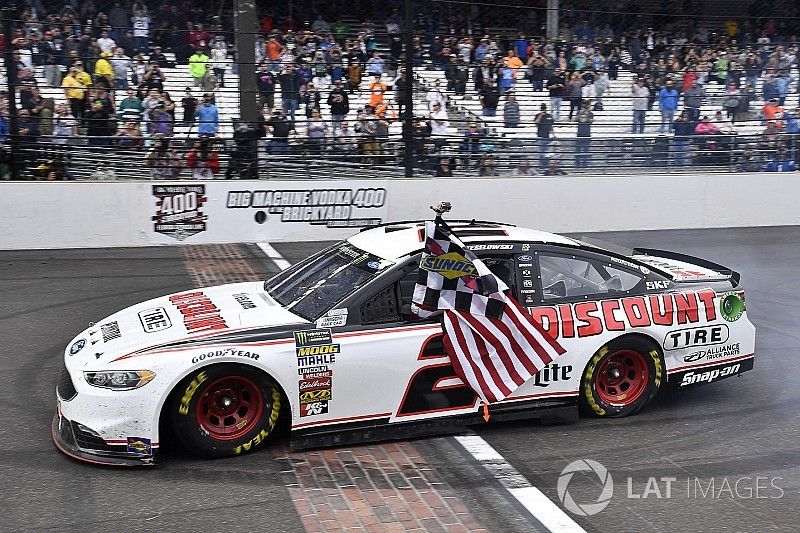 Brad Keselowski vislumbra un "gran reto" en los playoffs