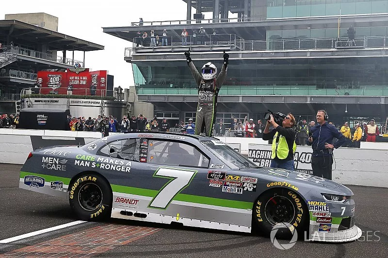 Race winner Justin Allgaier, JR Motorsports, Chevrolet Camaro