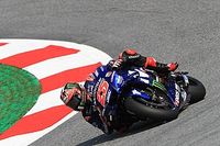 Vi&ntilde;ales y Rossi arrancan mandando en Silverstone