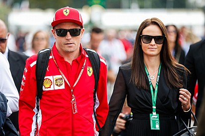 Így karácsonyozik Räikkönen és családja - videó