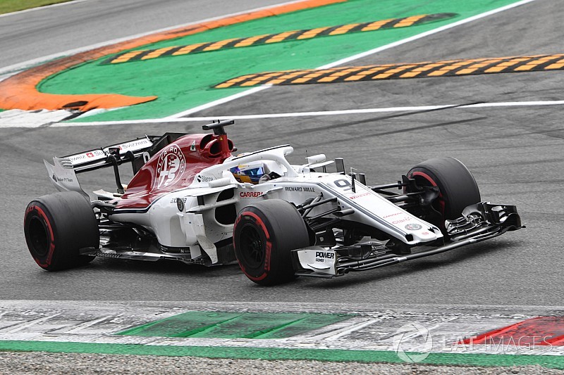 Ericsson ve Leclerc, Sauber'in düşük downforce paketinden memnun değil