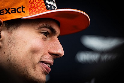 Verstappen over tyfoondreiging Japan: “Speedboat staat klaar”
