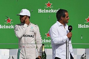 Montoya se ríe de las continuas quejas de Hamilton sobre Red Bull