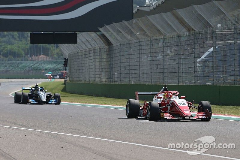 F. Regional: Penalità a Vesti, Fittipaldi vince Gara 3 a Imola
