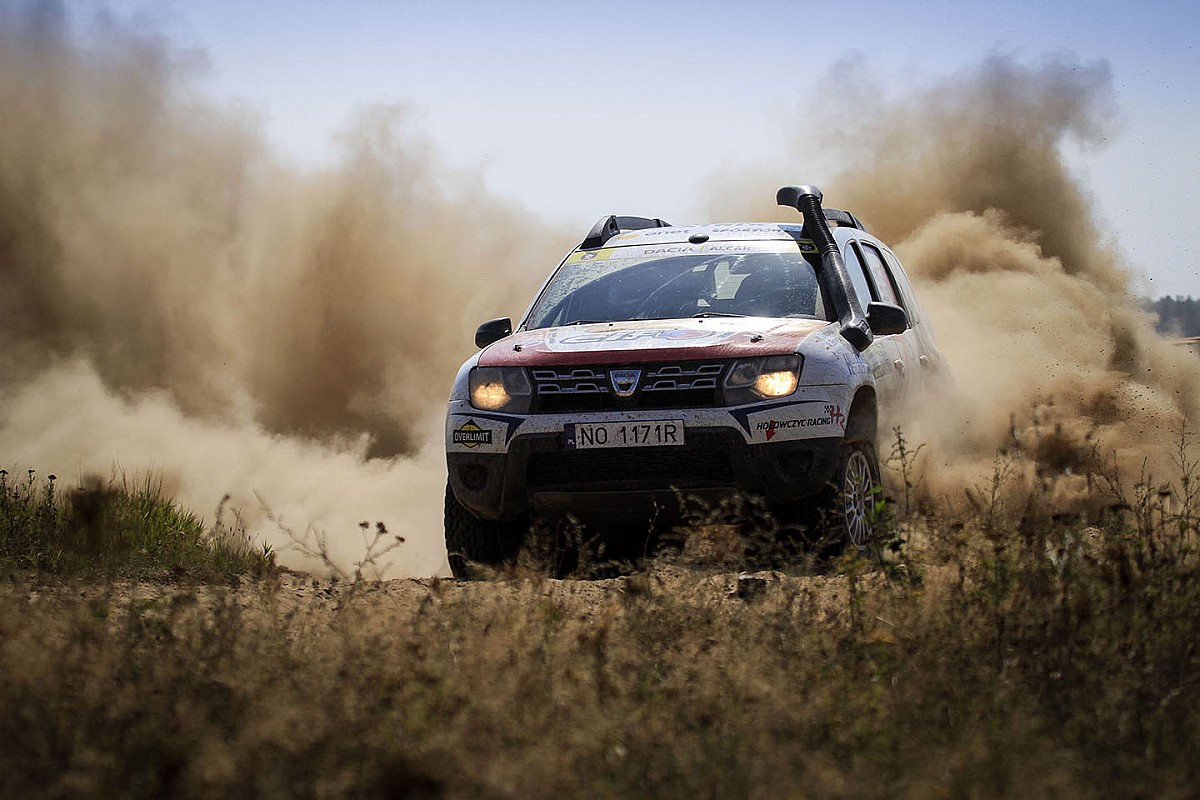 Mistrzowski status Dacia Duster Cup