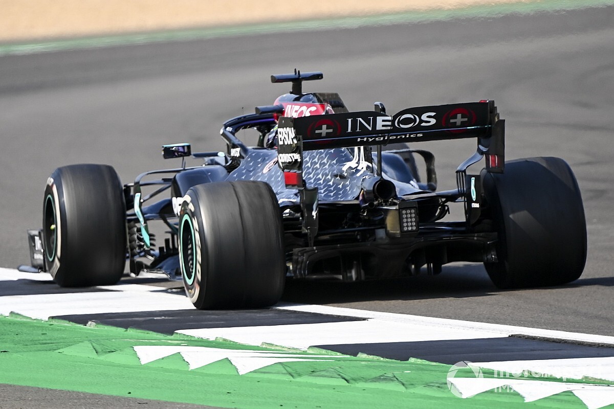 Pirelli diz que reduzir downforce não é solução para aumentar segurança na F1