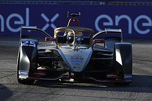 Vergne op pole voor derde Formule E-race Berlijn, Frijns zesde