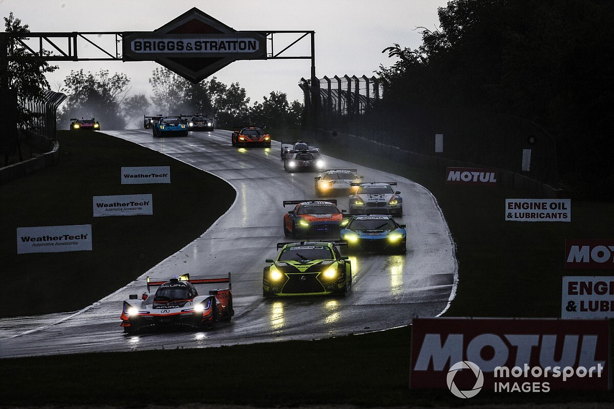 IMSA: clamorosa vittoria di Acura e Corvette sotto al diluvio