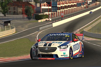 Norris zostaje w wirtualnych Supercars