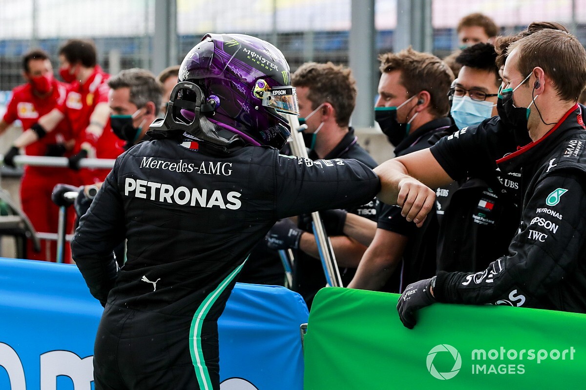 Las fotos de un sábado redondo para Mercedes en el GP de Hungría
