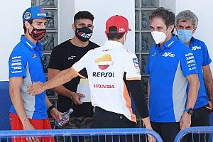 Las primeras fotos del GP de Andalucía, con Márquez y Rins