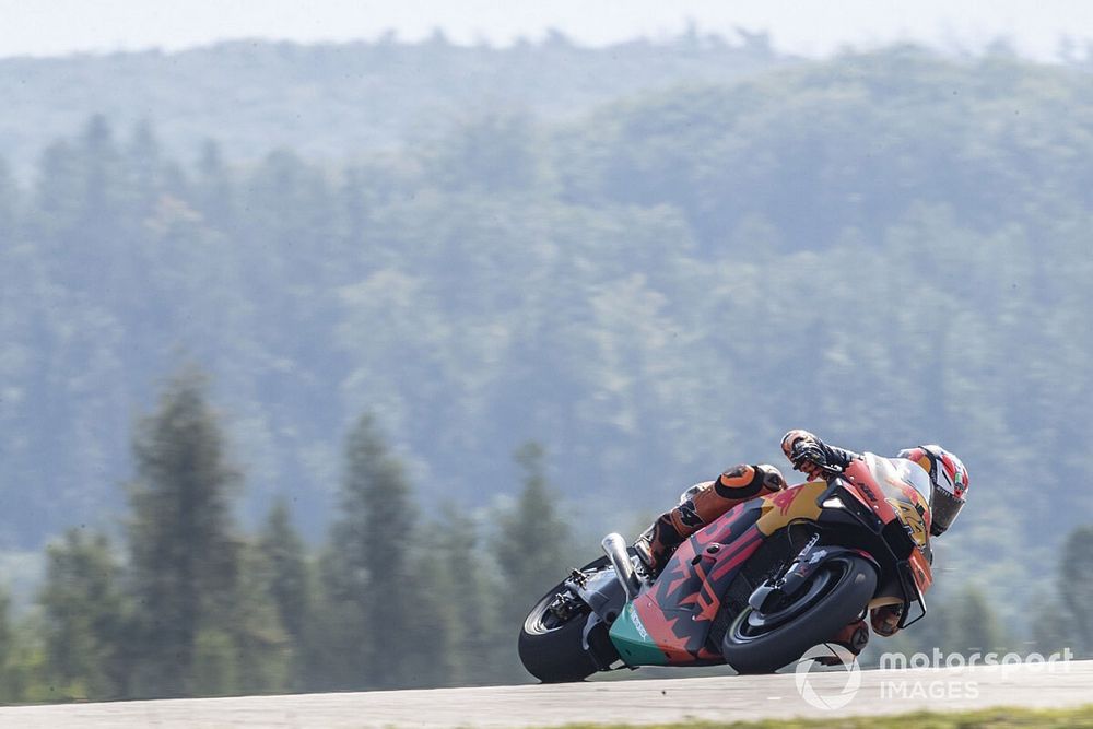 Pol Espargaró: "Zarco podía haber evitado el contacto, pero no quiso"