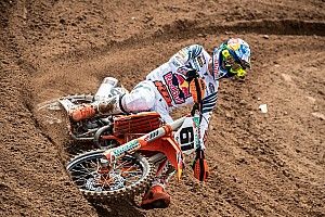 MXGP Vlaanderen: Prado op pole, Coldenhoff naar ziekenhuis