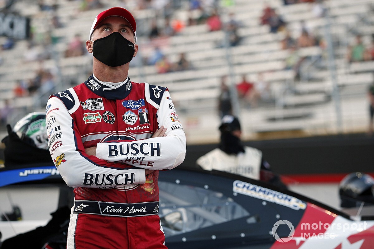 Harvick wylosował pole position